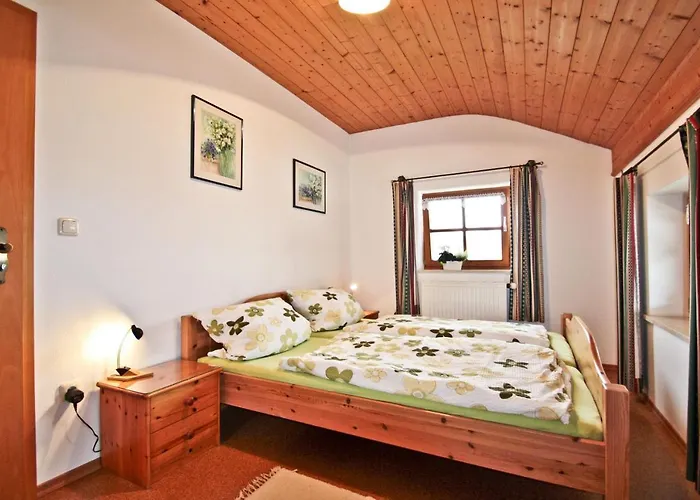 Lägenhet Beim Wagner Nussdorf (Chiemgau)